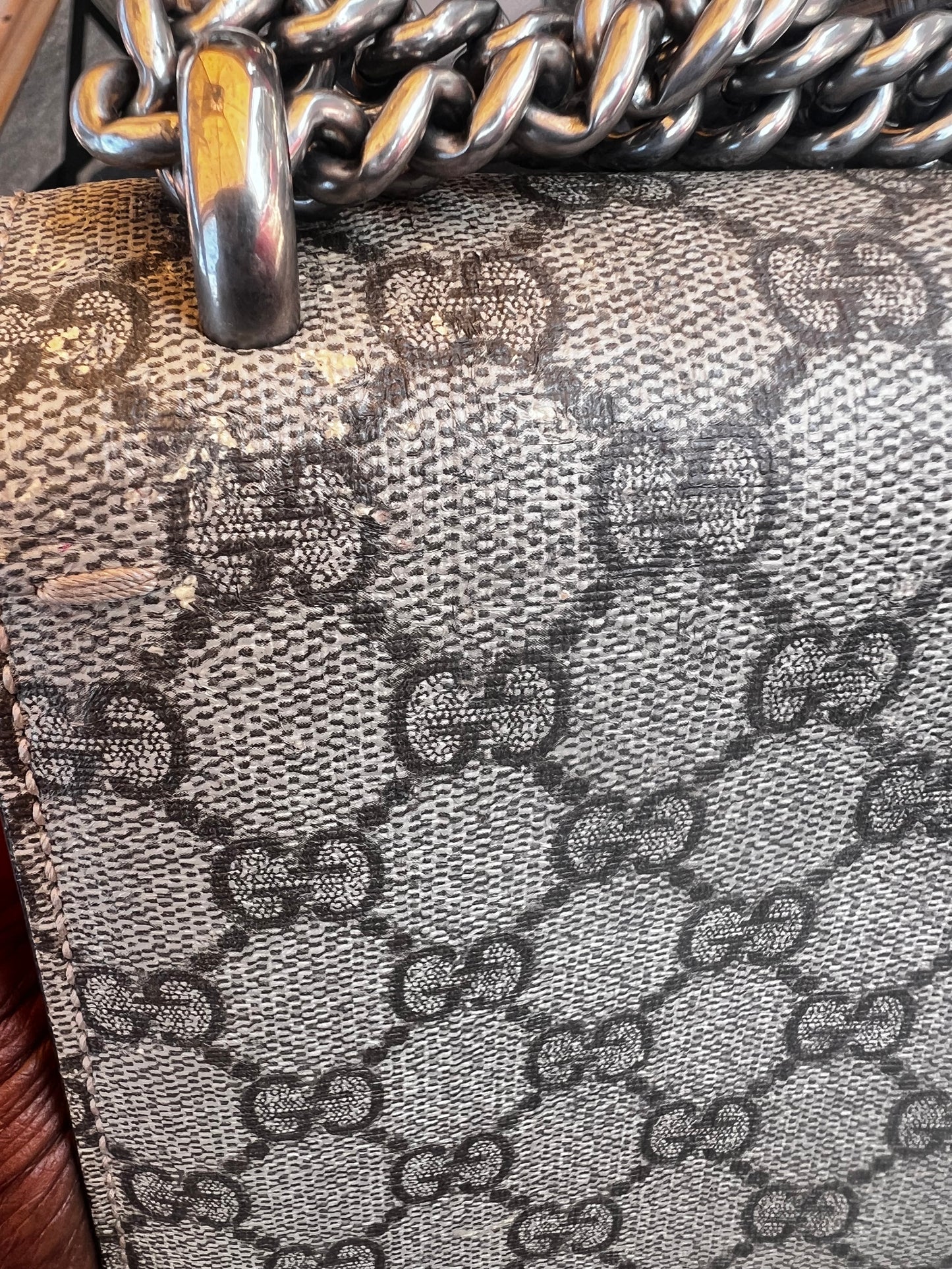 Gucci GG Supreme Dionysus Chain Shoulder Bag