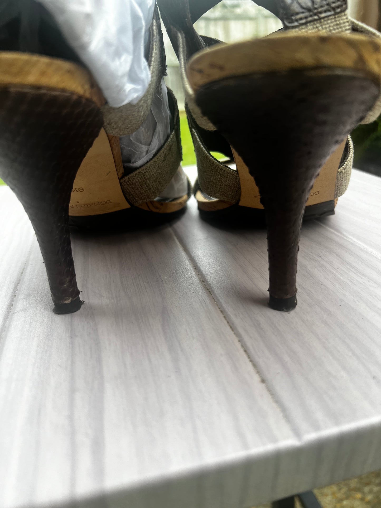Donald J Pliner heel