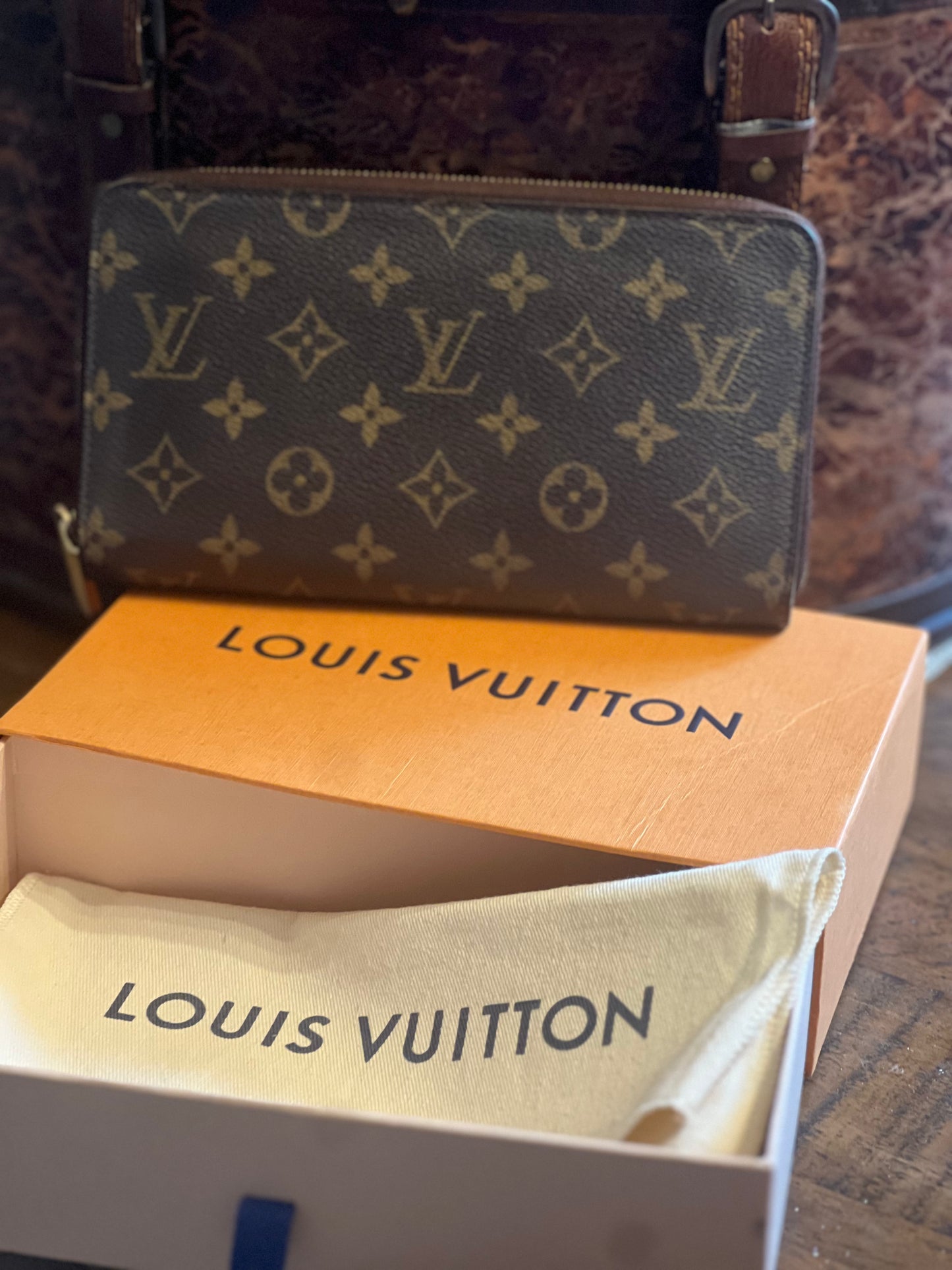 Louis Vuitton Zippy Organizer