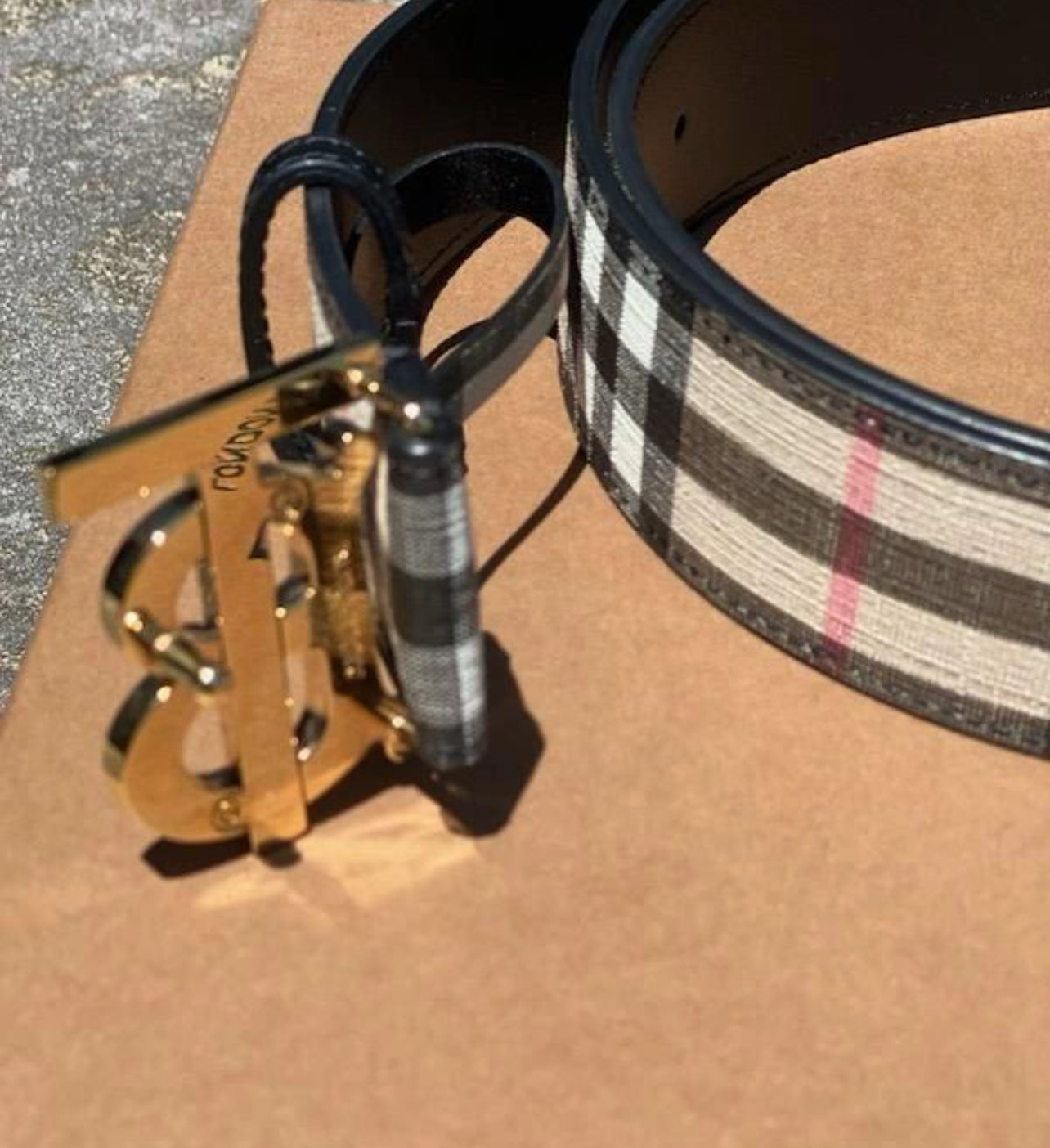 Burberry Belt With Box Size L Like New