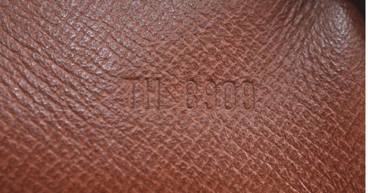 Louis Vuitton Pochette Marly Bandouliere, Monogram