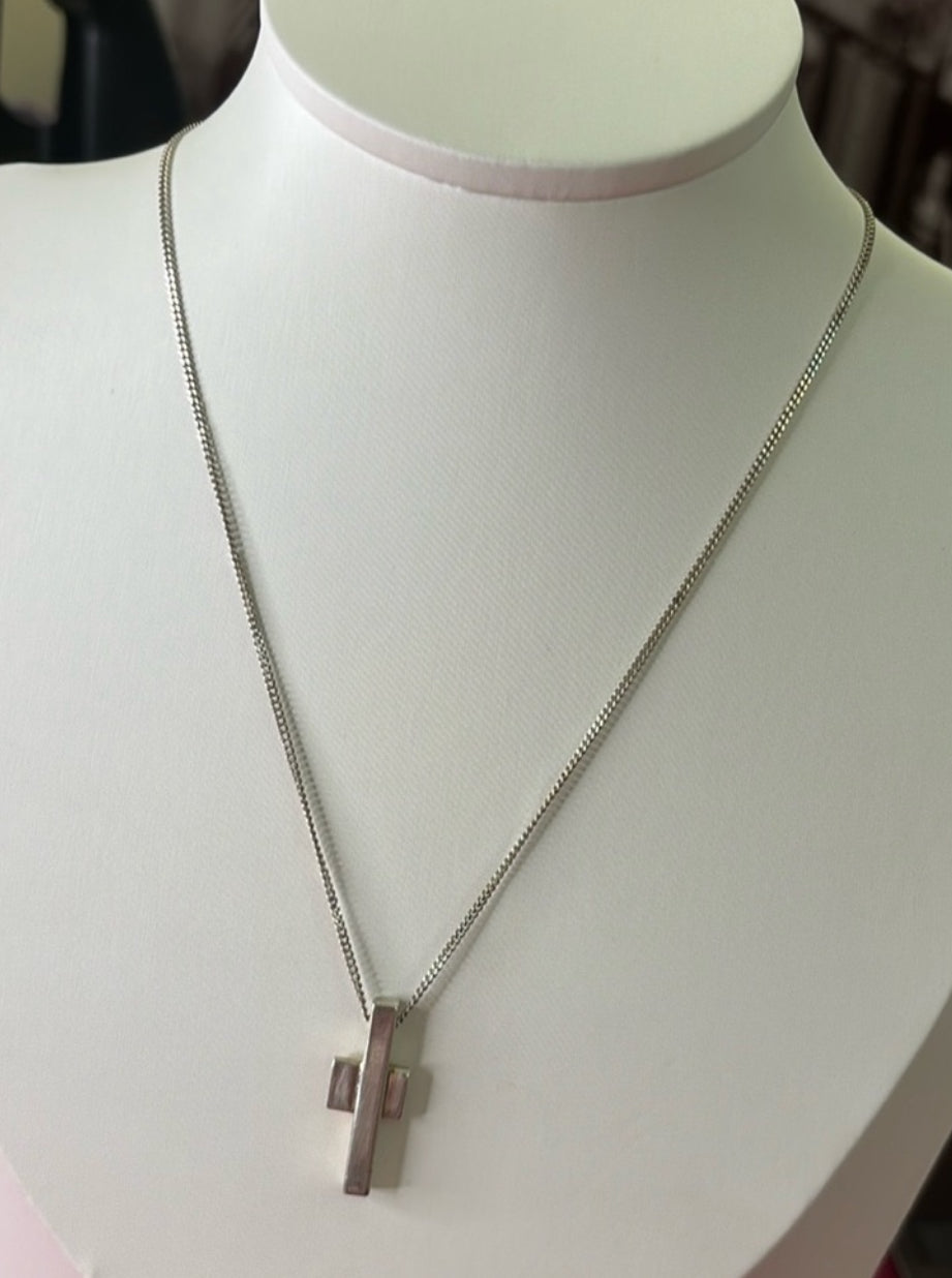 Gucci SS asymmetric cross