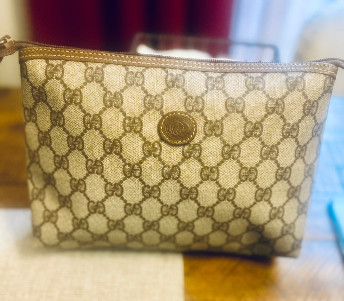 Gucci vintage clutch