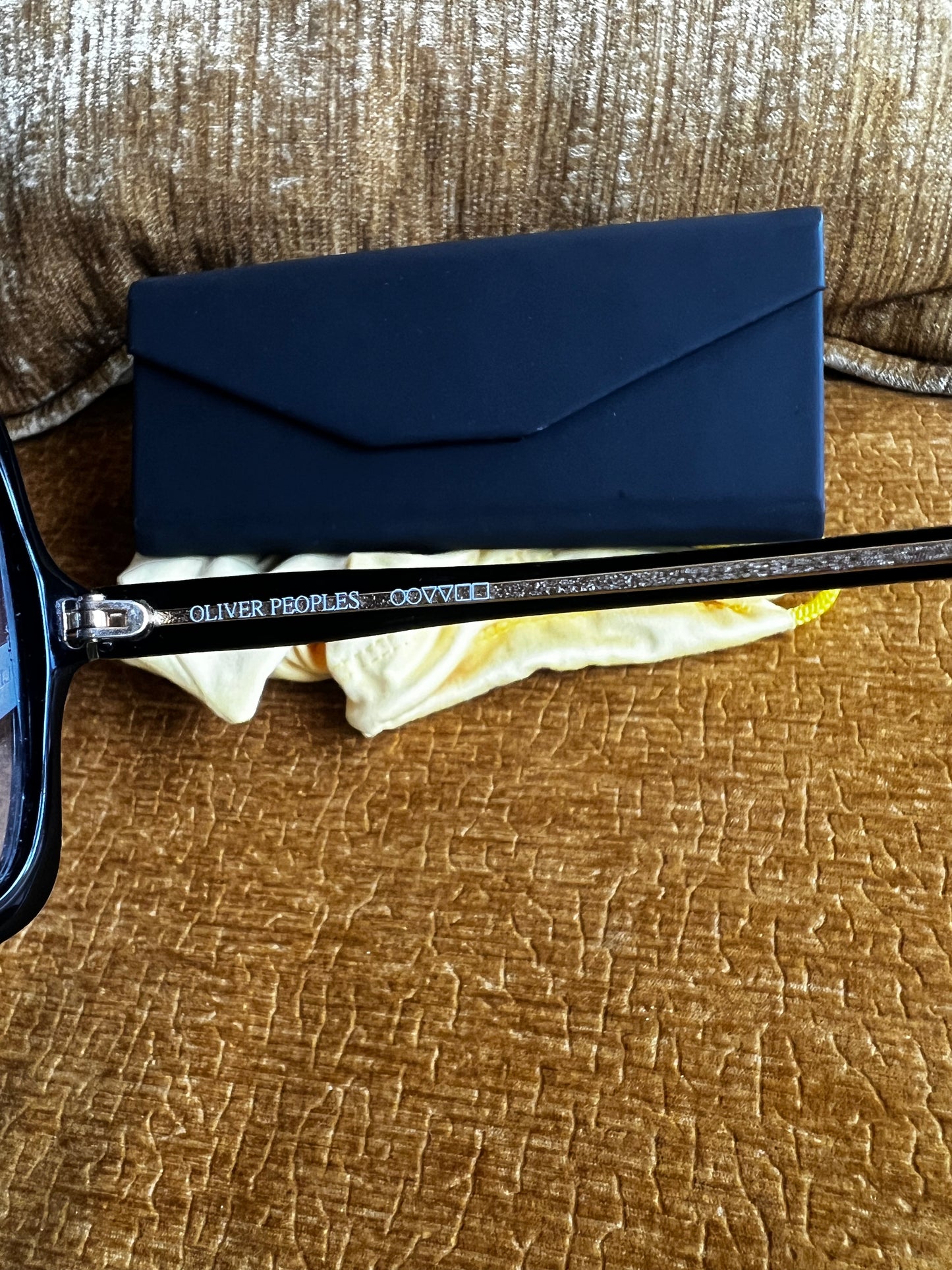 Oliver Peoples Apollonia