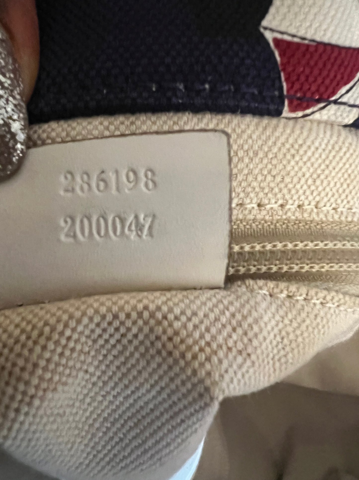 Gucci canvas tote large
