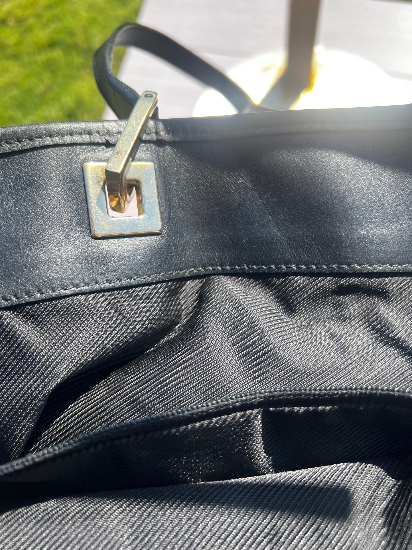 Gucci tote monogram canvas