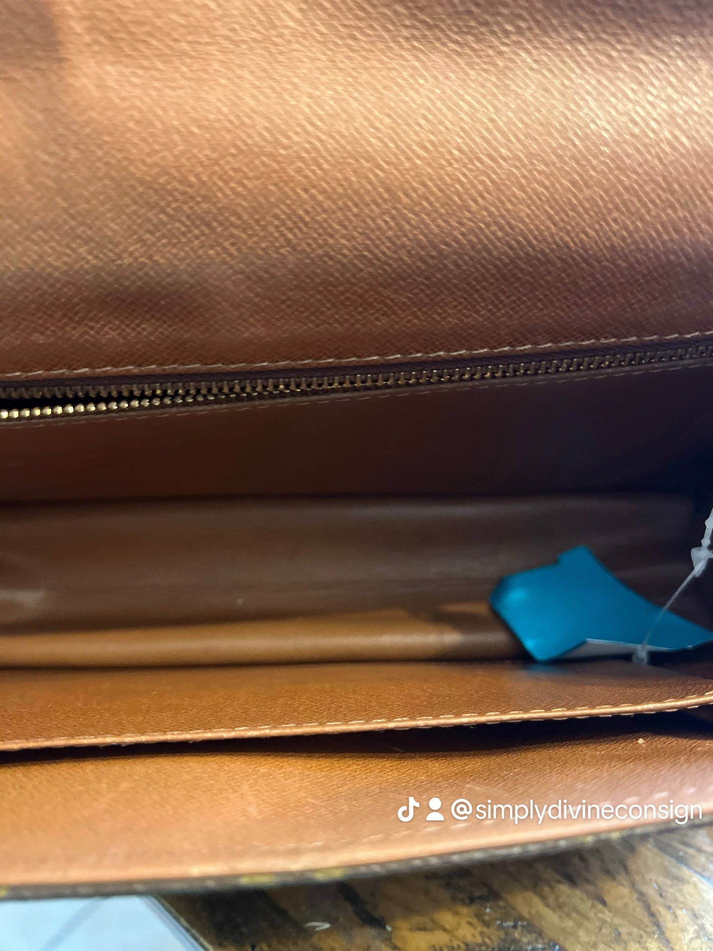 Louis Vuitton Clutch