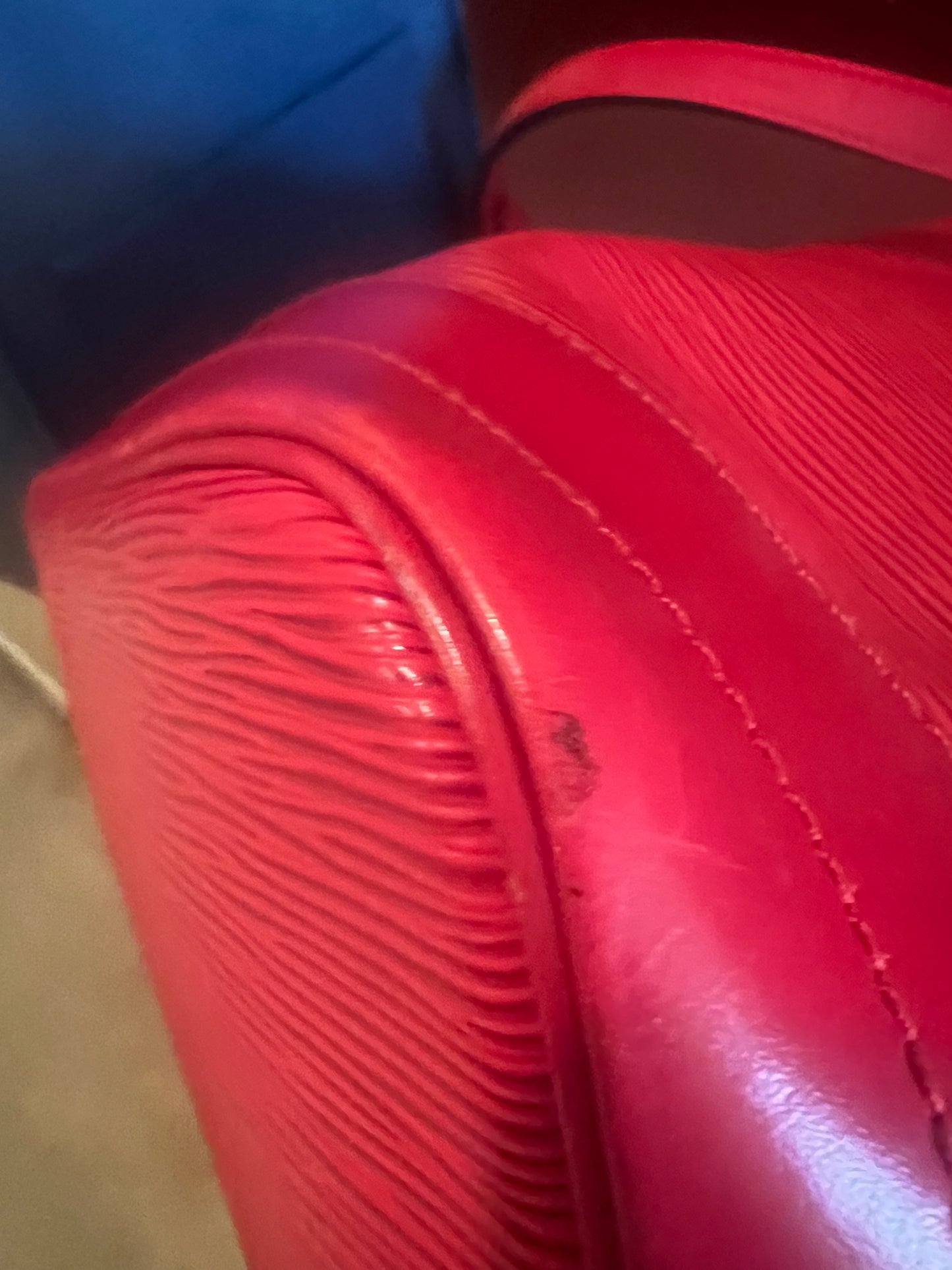 Louis Vuitton Noe GM Red