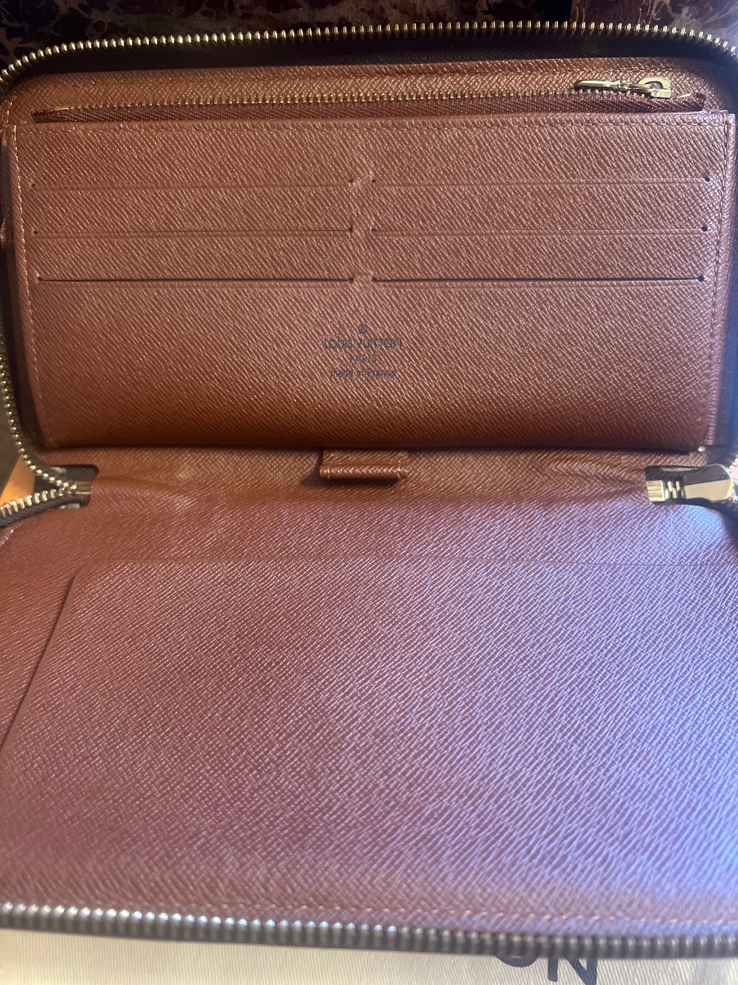 Louis Vuitton Zippy Organizer