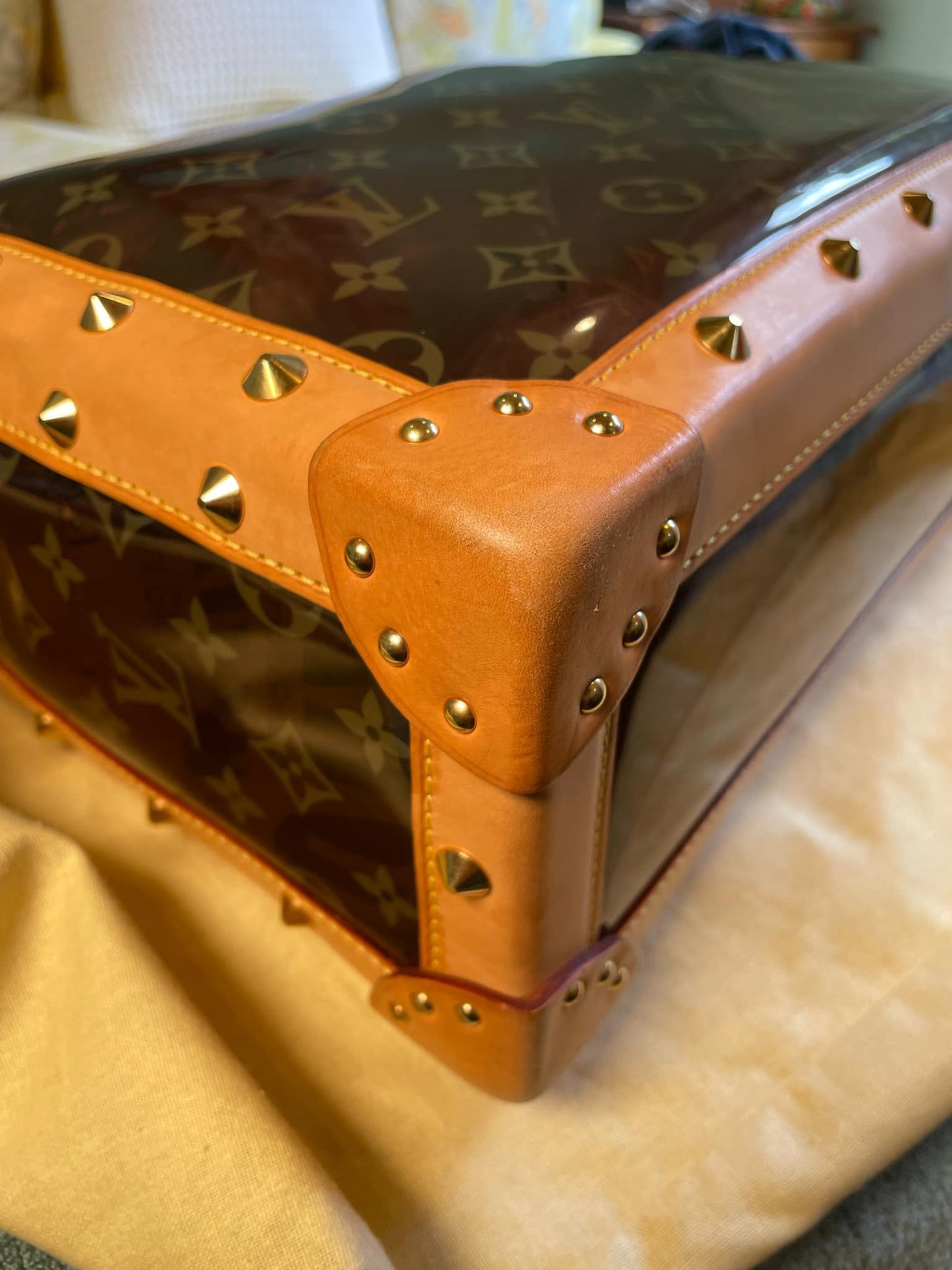 Louis Vuitton Cabas Neo MM Vinyl
