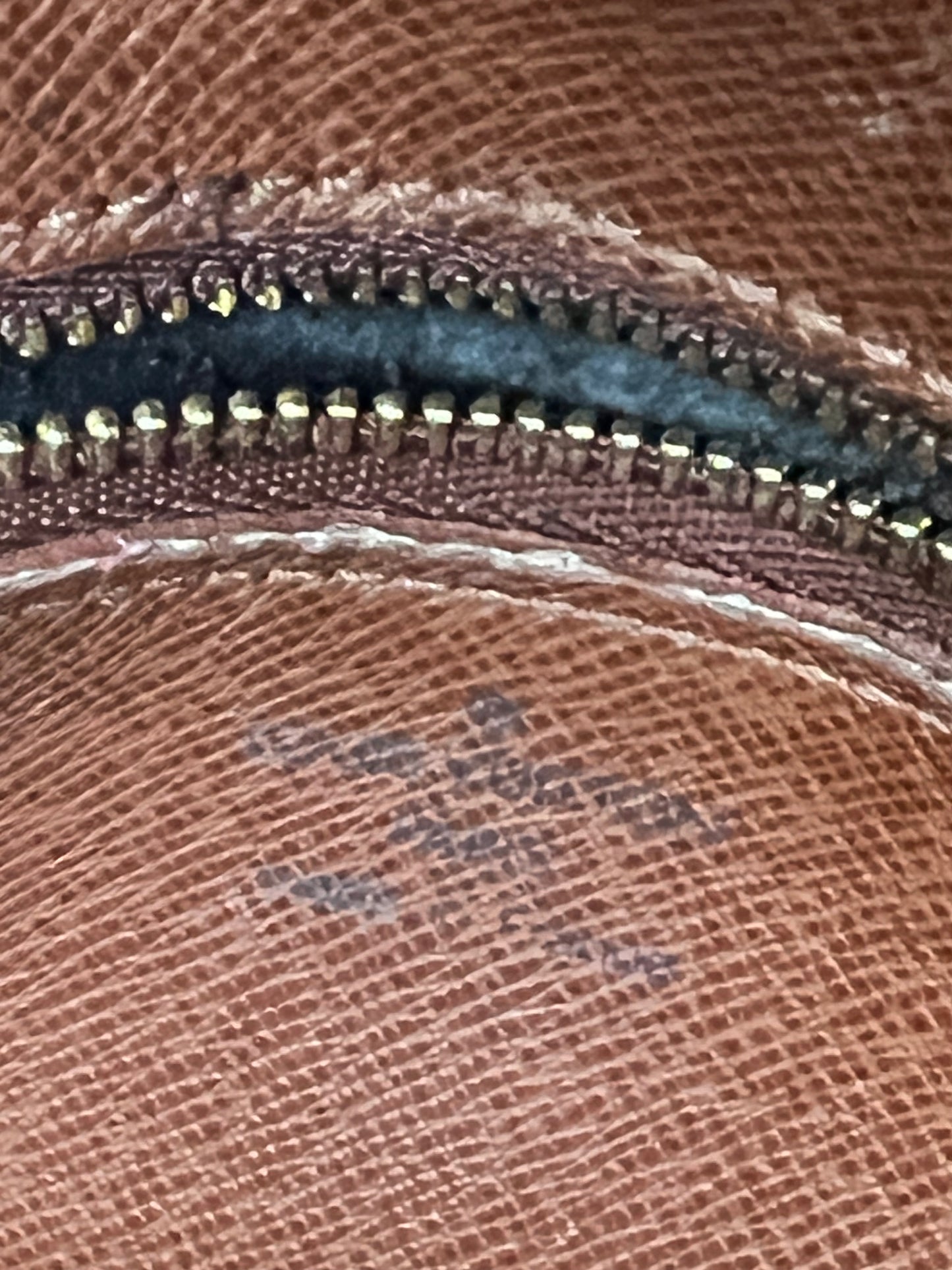Louis Vuitton Marley Dragonne Wristlet