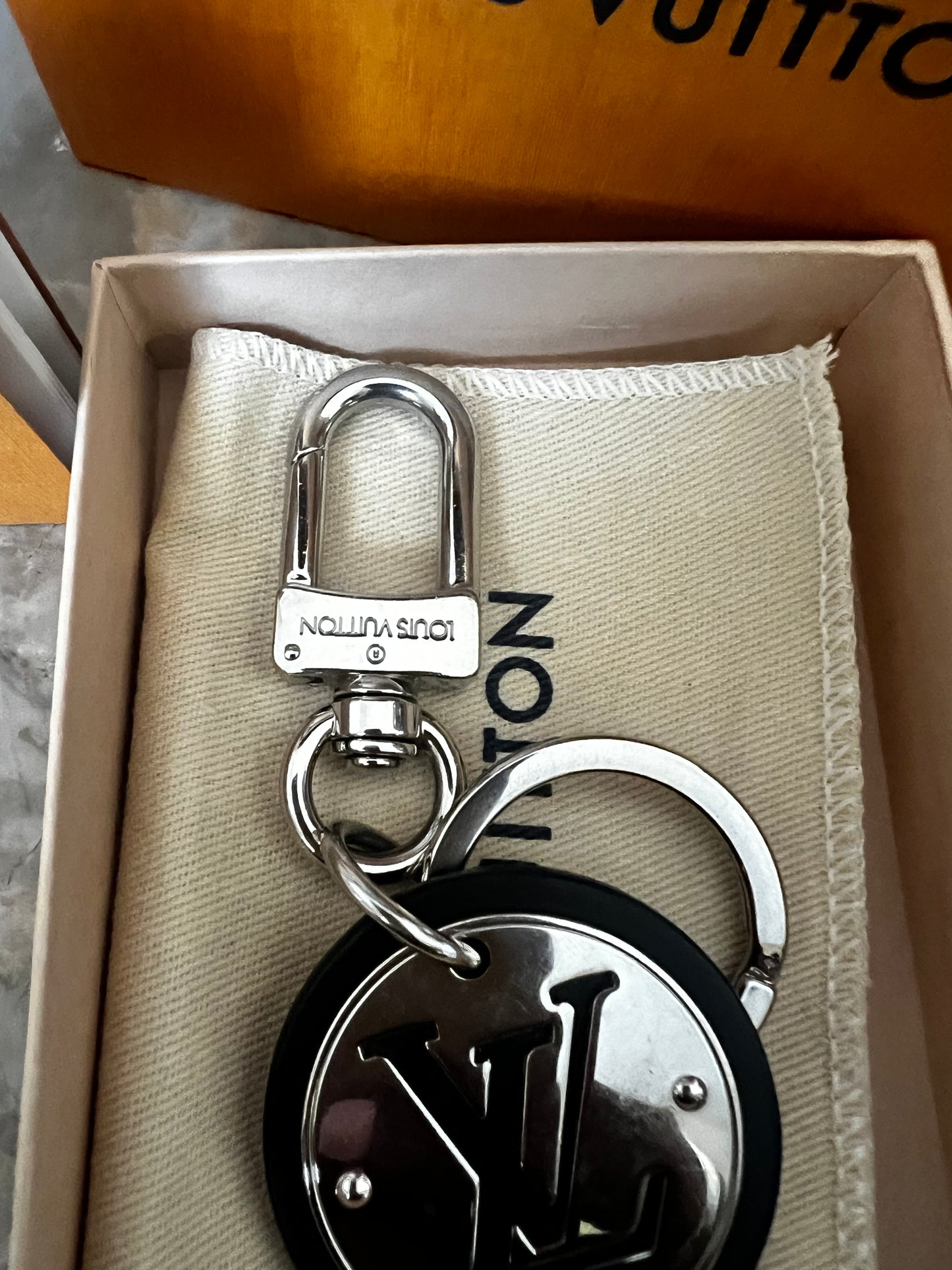 Louis Vuitton Key holder
