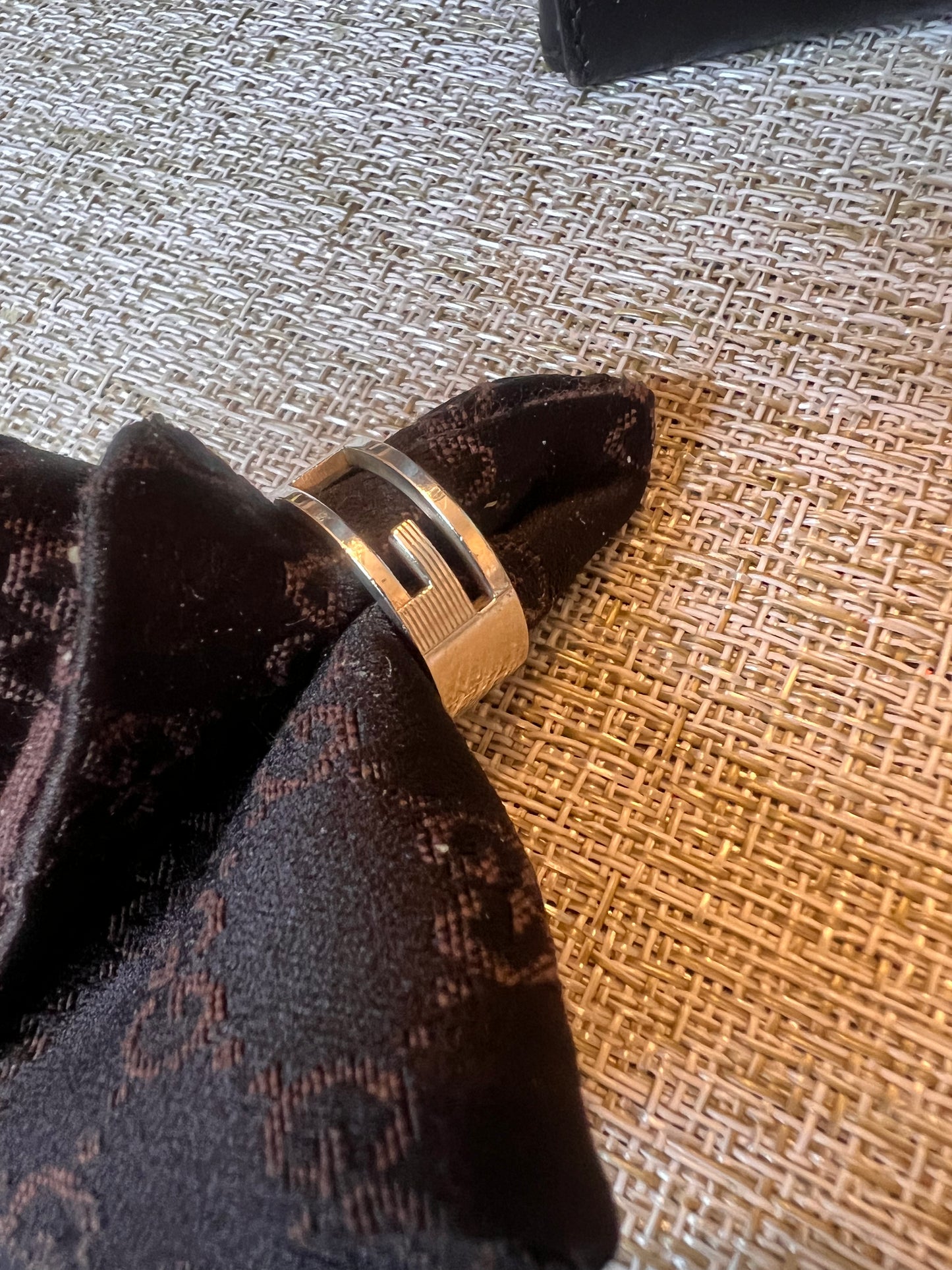 Gucci G ring