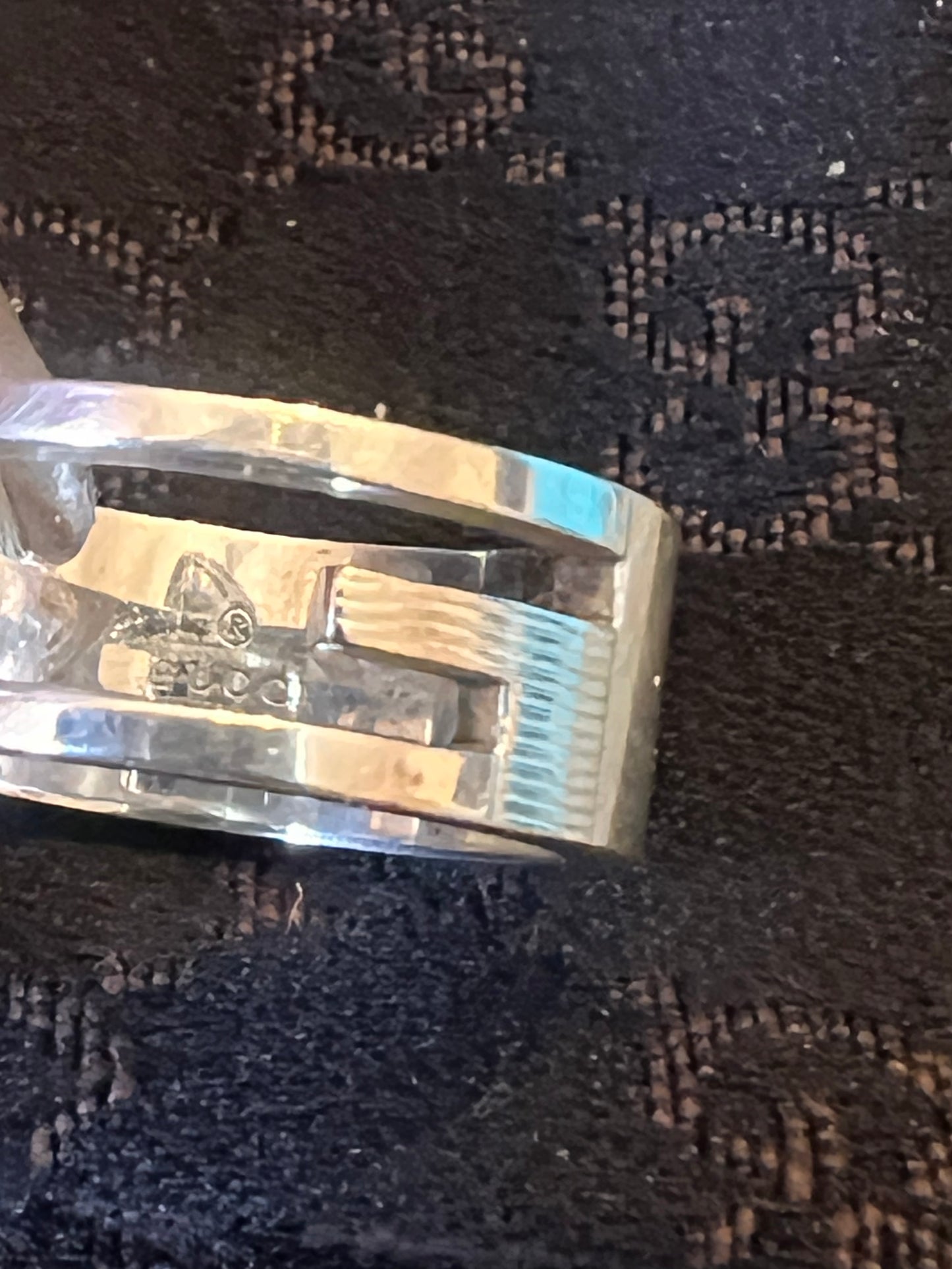 Gucci G ring