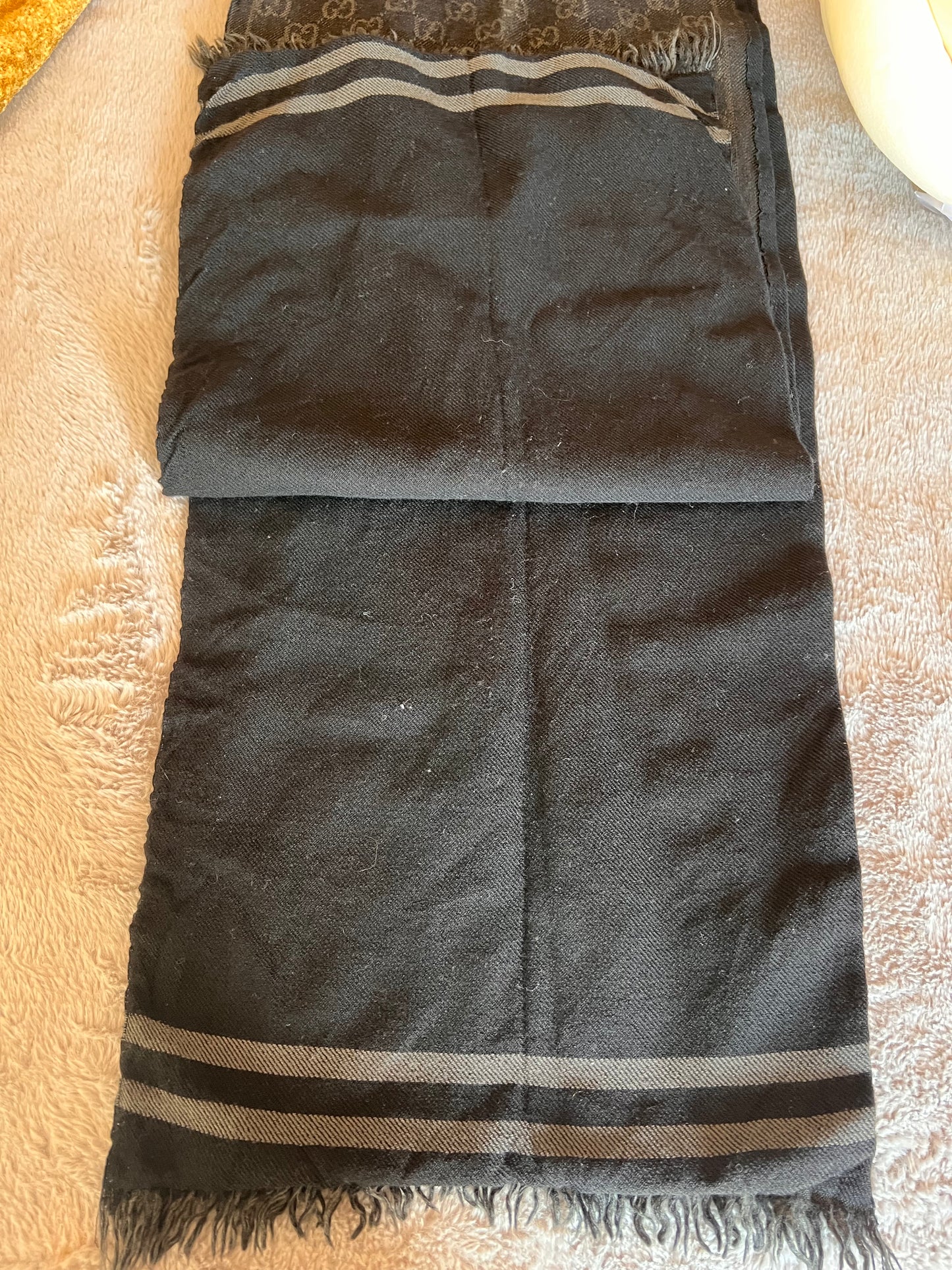 Gucci Black/Gray Scarf