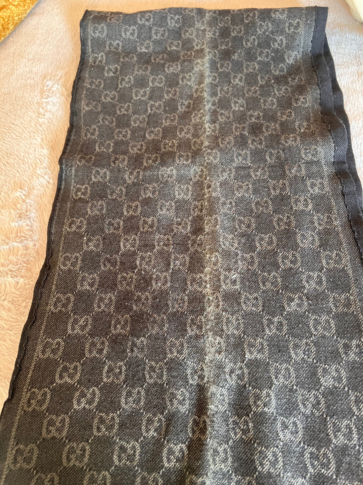 Gucci Black/Gray Scarf