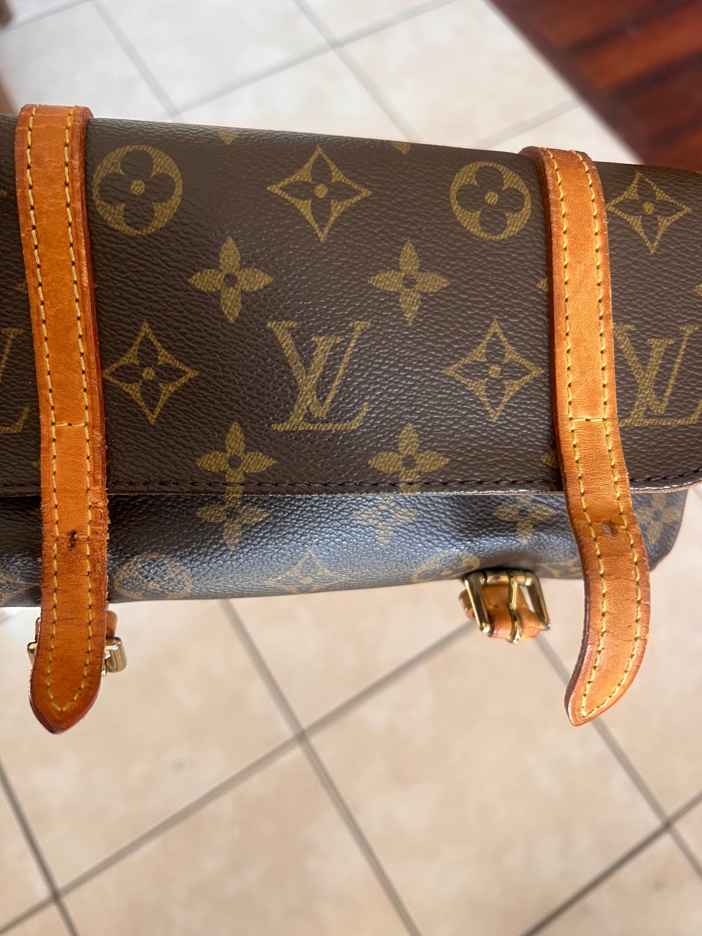 Louis Vuitton Marelle Pouchette