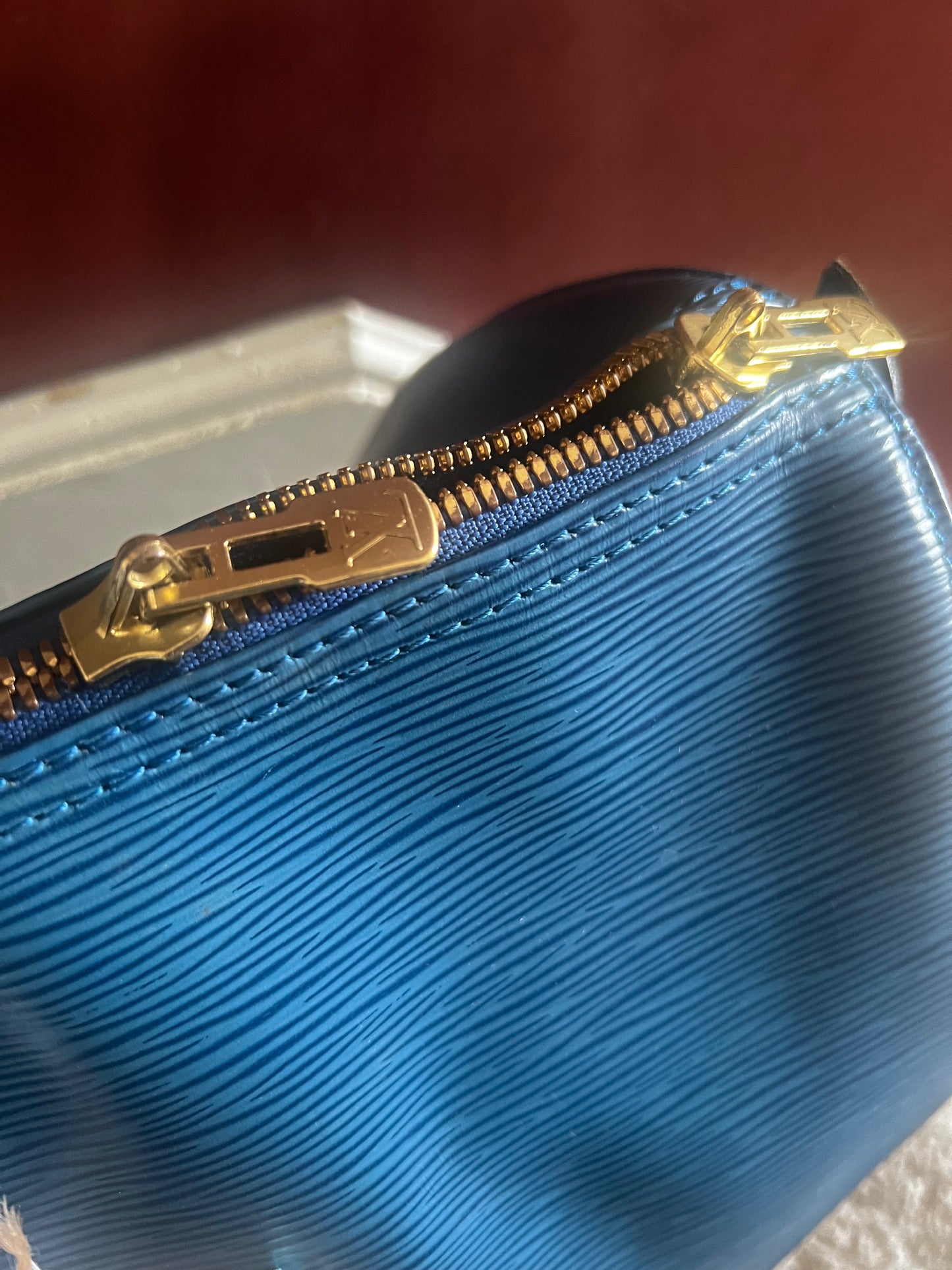Louis Vuitton EPI Keepall 50