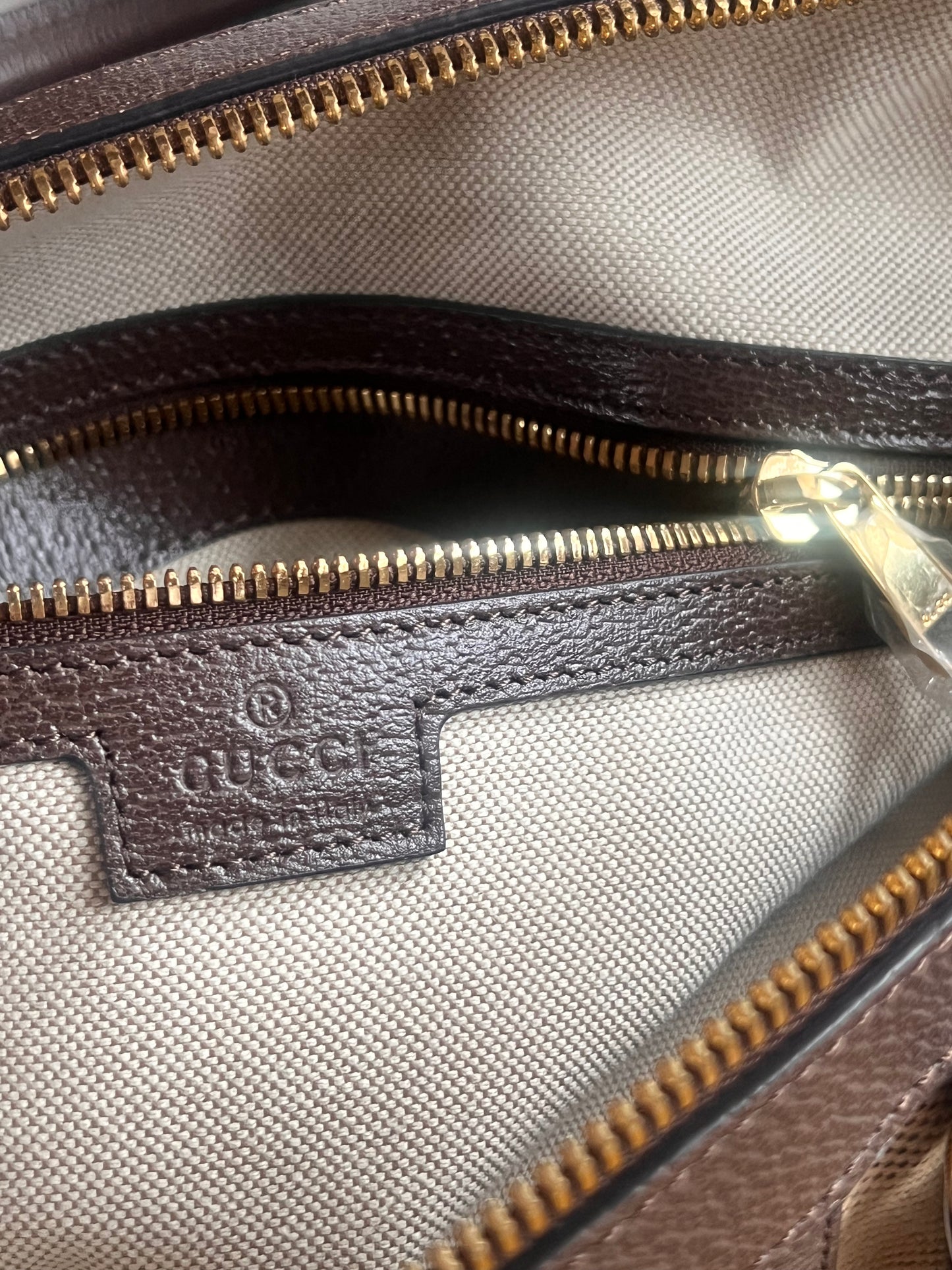 Gucci GG Jumbo Duffle Bag With Strap NEW