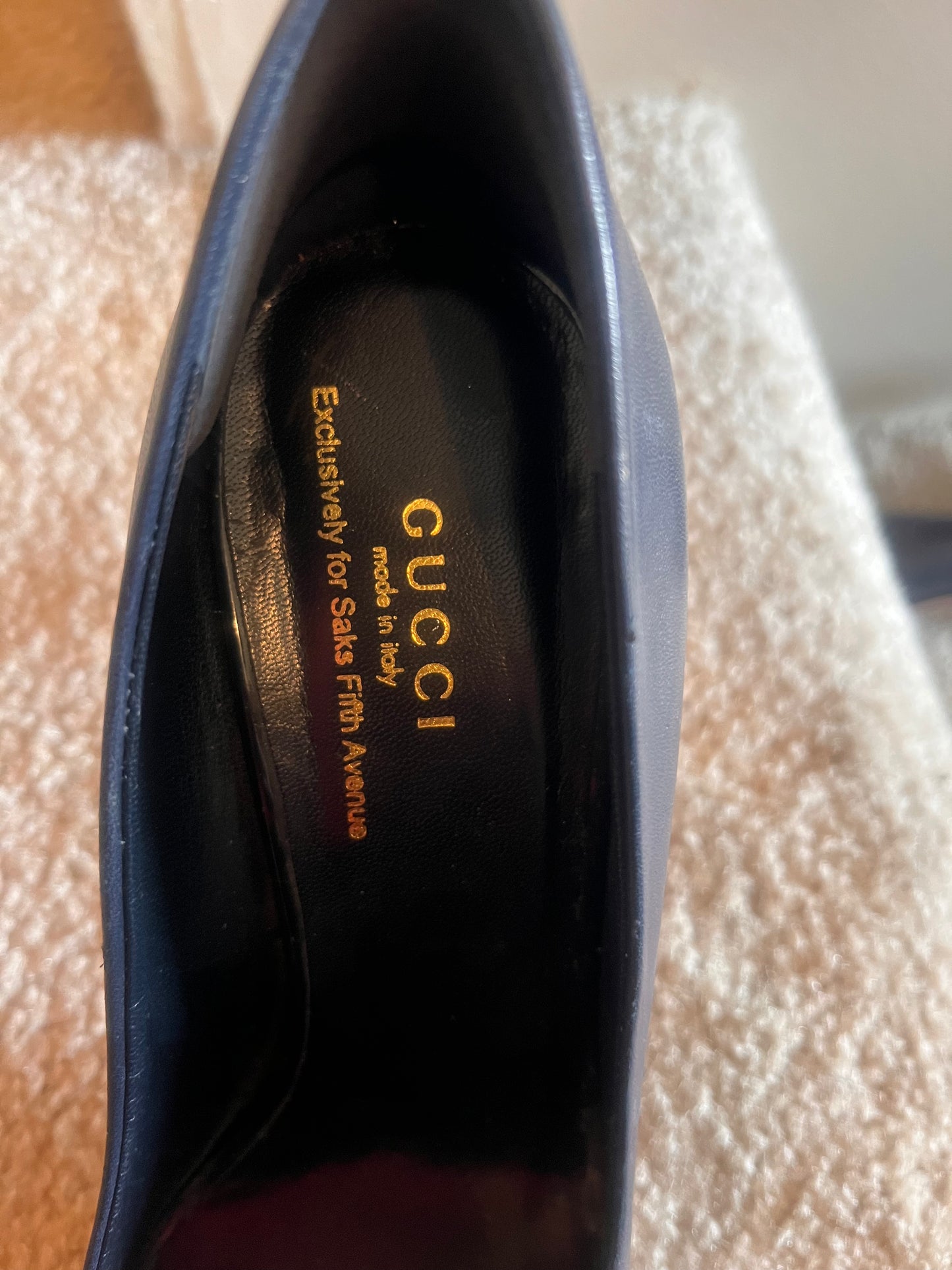 Gucci Navy Leather Pump Size 39