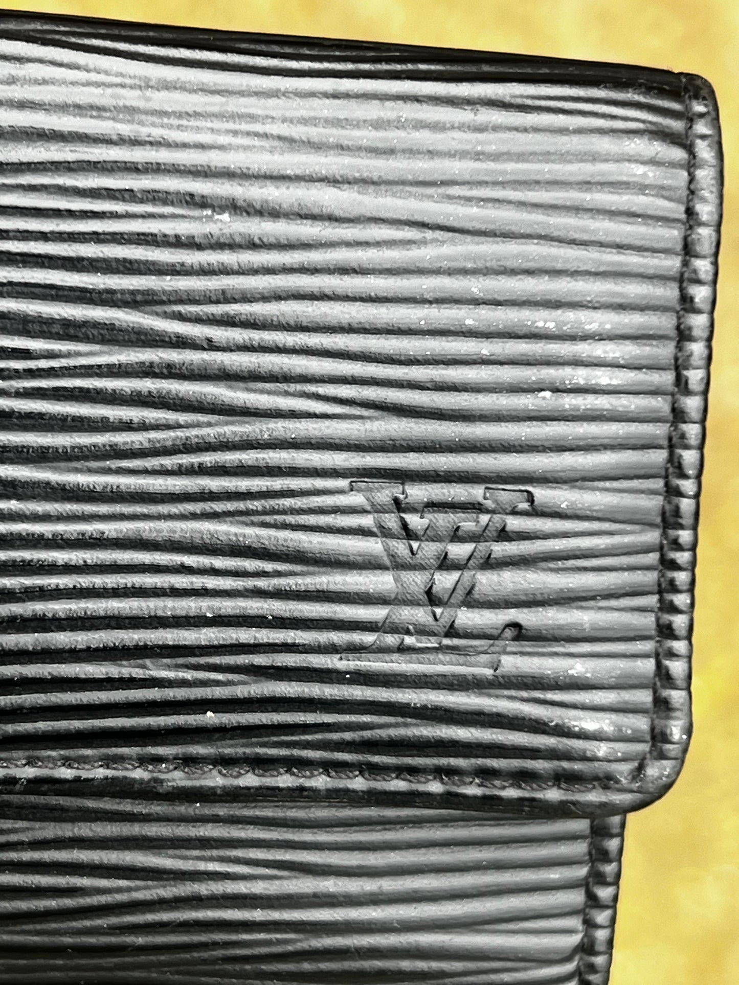 Louis Vuitton Black EPI Keyholder