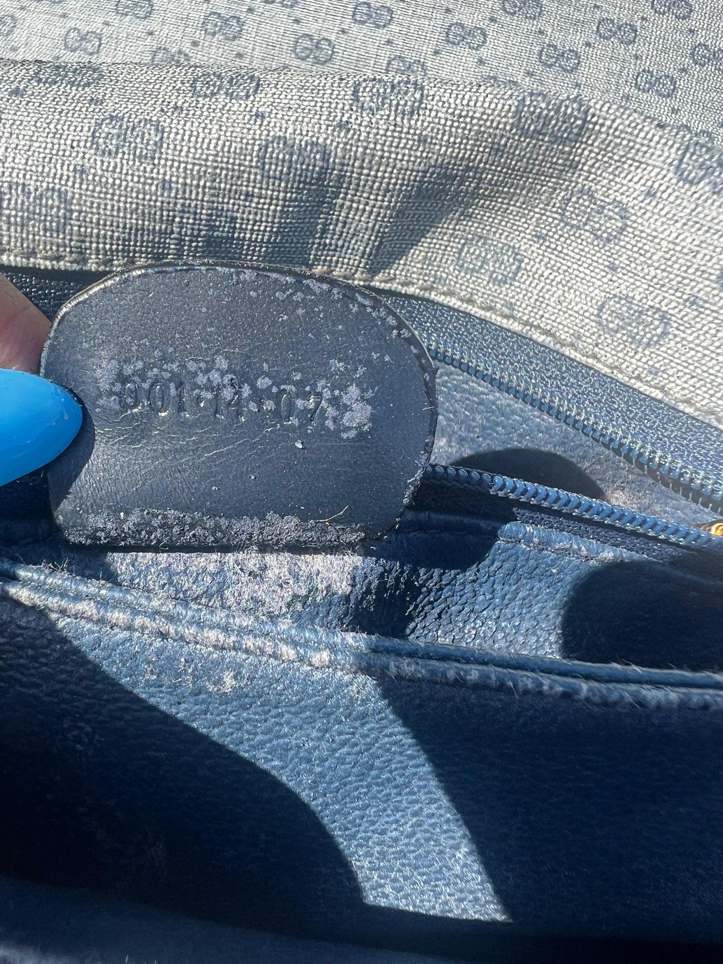 Gucci Gg Supreme Handbag Shoulder Bag