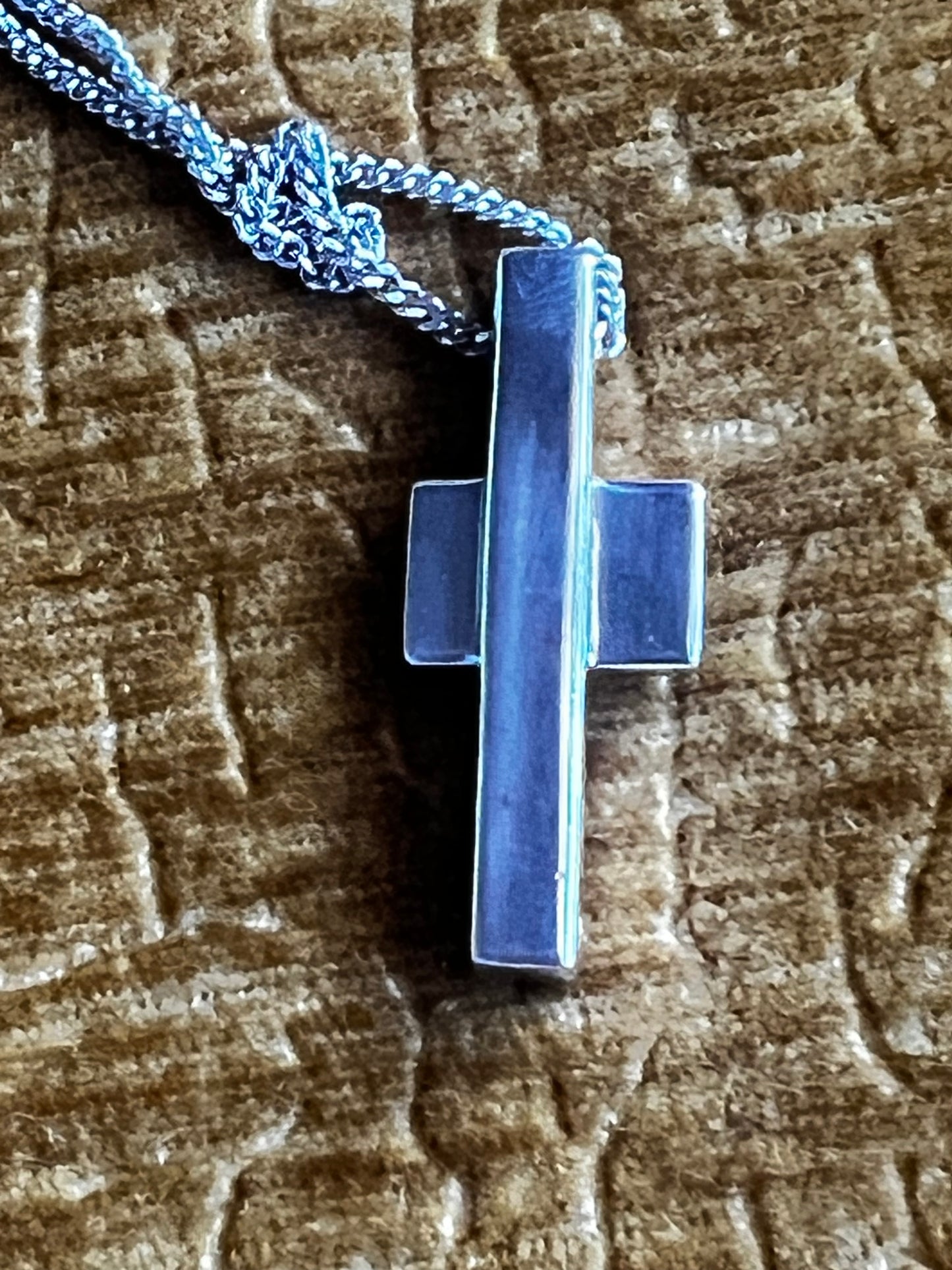 Gucci SS asymmetric cross