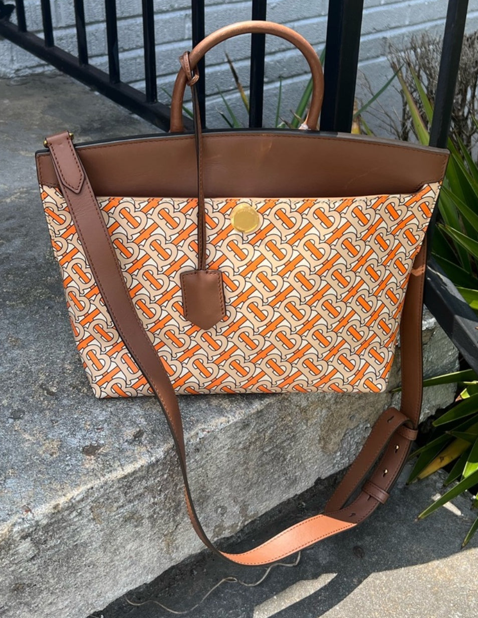 Burberry Society Medium Tote With Dustbag