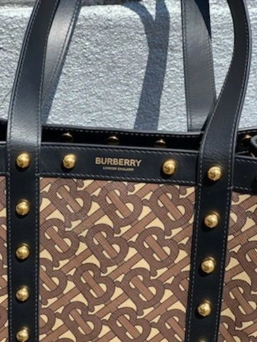 Burberry Tote NEW