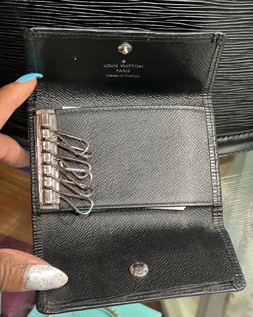 Louis Vuitton Black EPI Keyholder