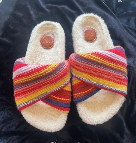 Chloe Wavy Multi Color Knit Slides Shearling Lined Size 37 (7)