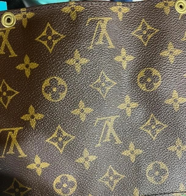 Louis Vuitton Monogram Detachable Pouch Toiletry