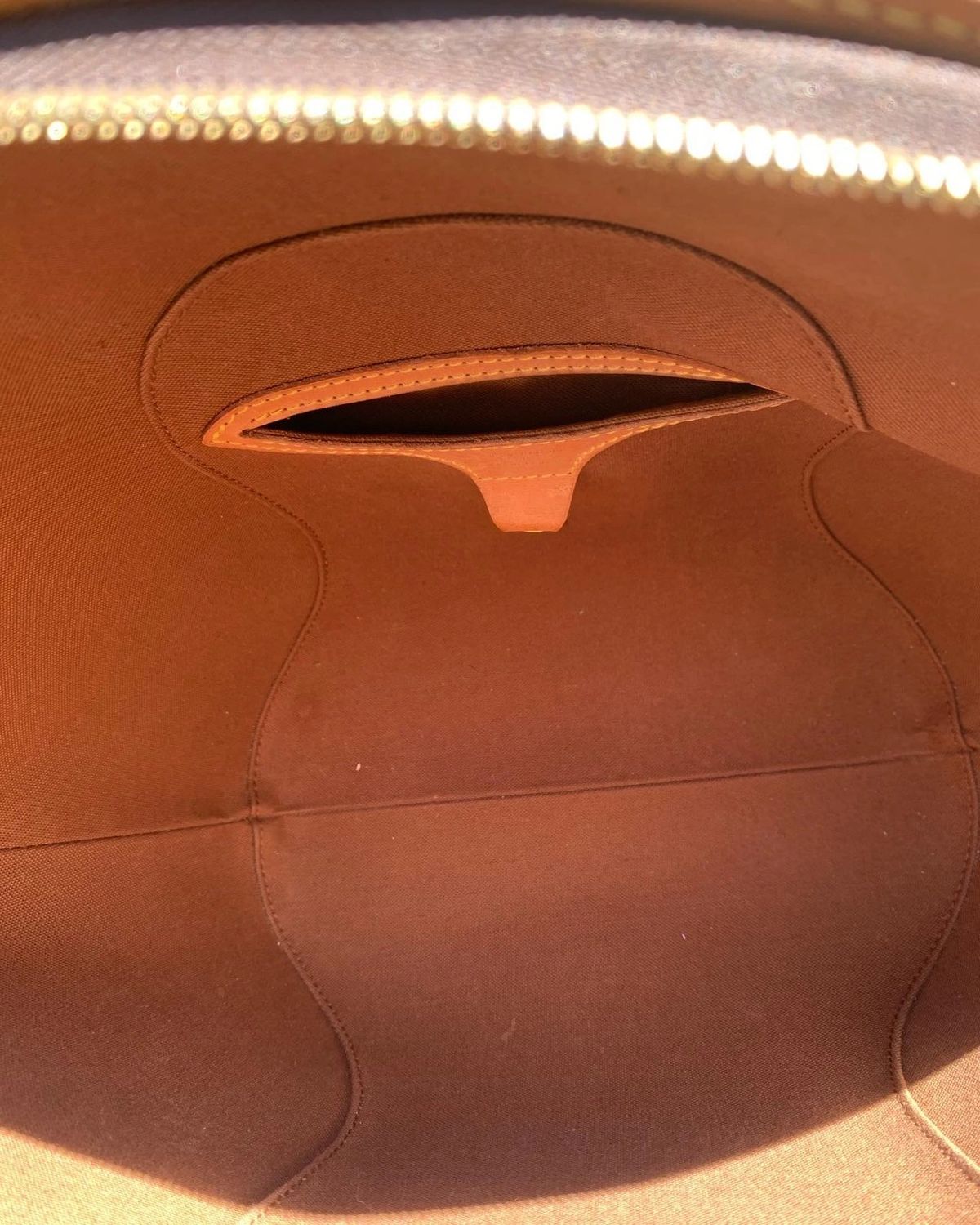 Louis Vuitton Ellipse MM