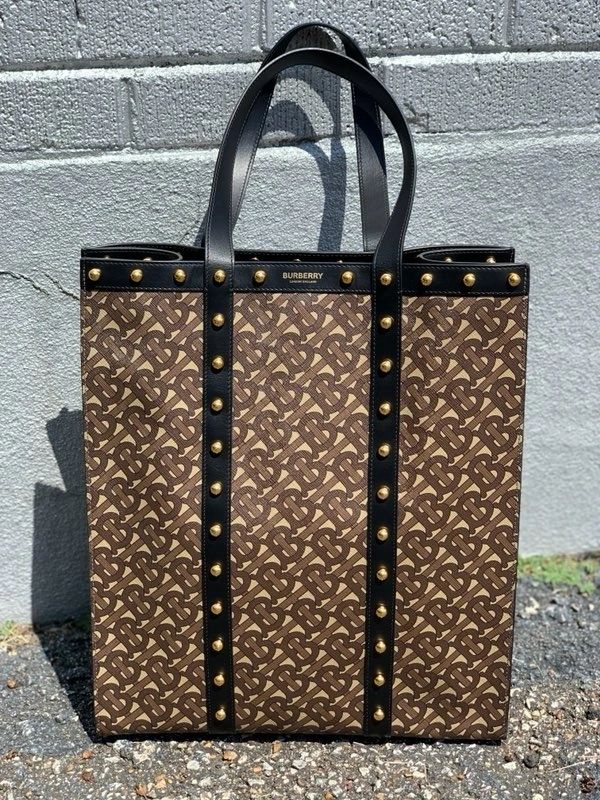 Burberry Tote NEW