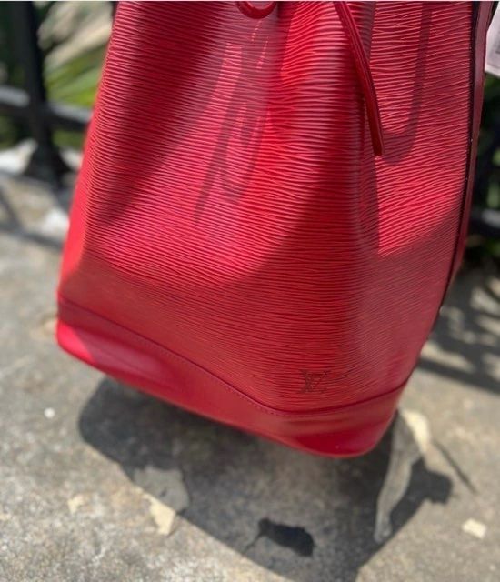 Louis Vuitton Noe GM Red