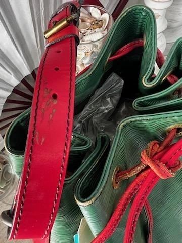 Louis Vuitton Green Red EPI NOE