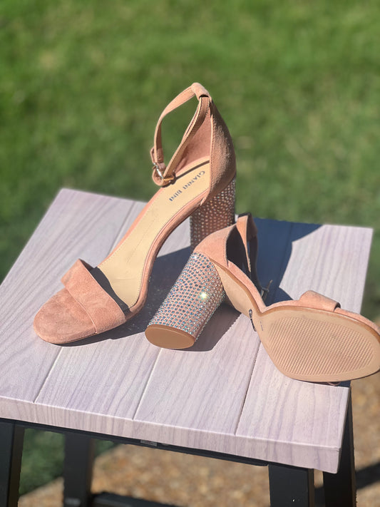 Gianni Bini peach sandal