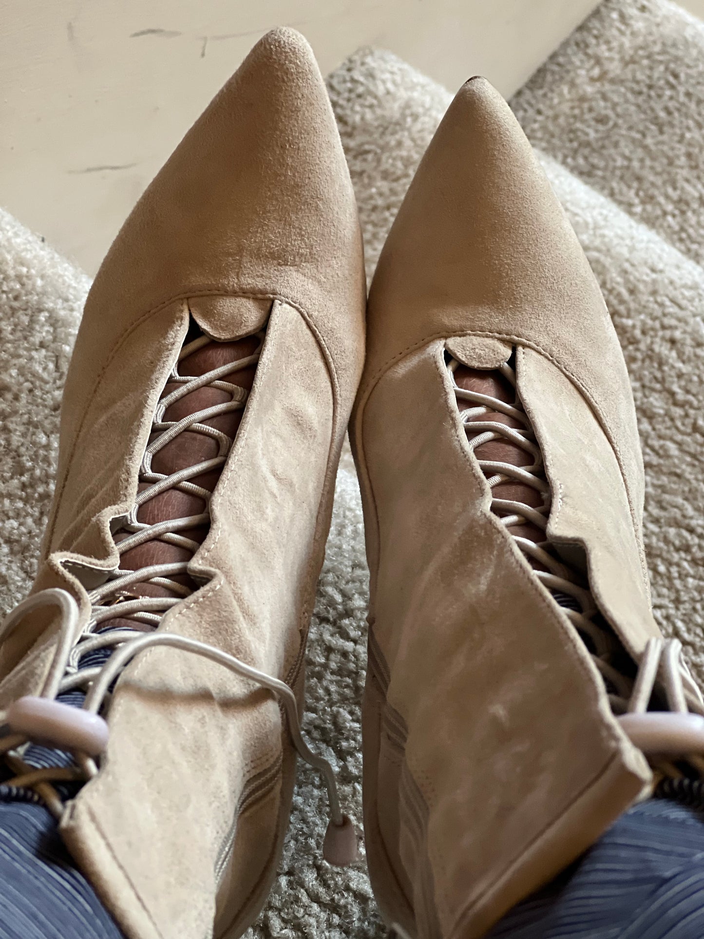 Steve Madden lace up boots