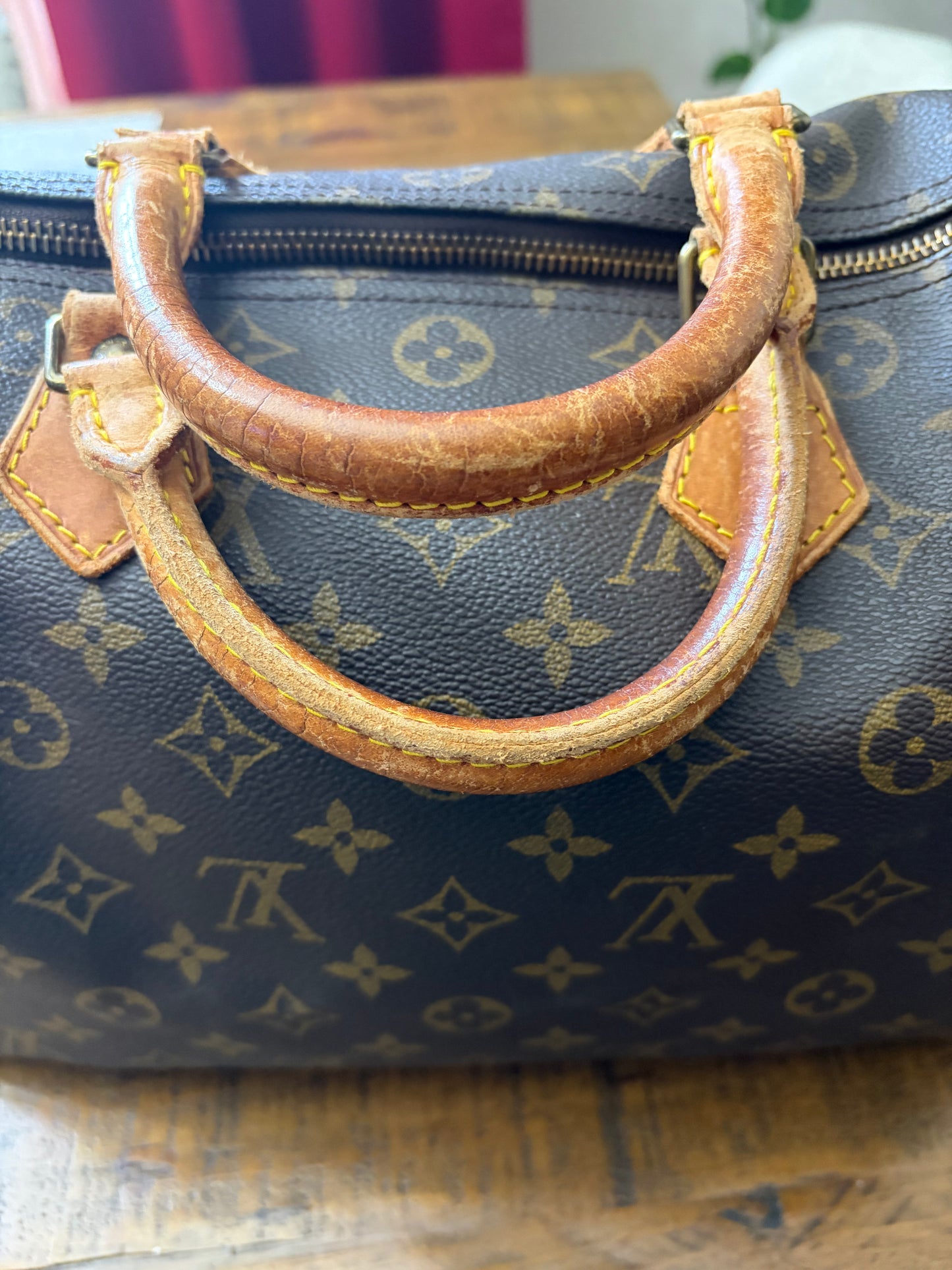 Louis Vuitton Speedy 30