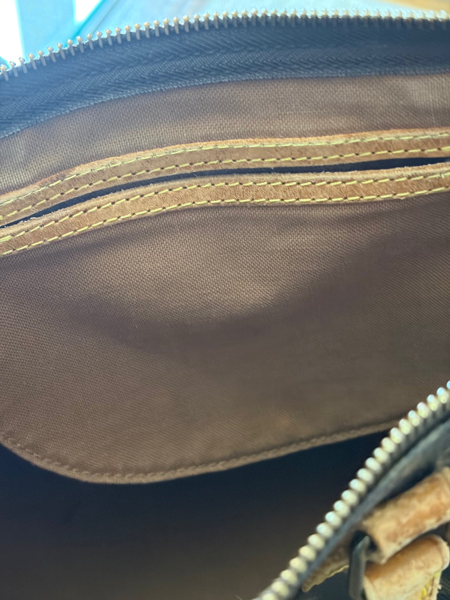 Louis Vuitton Speedy 30