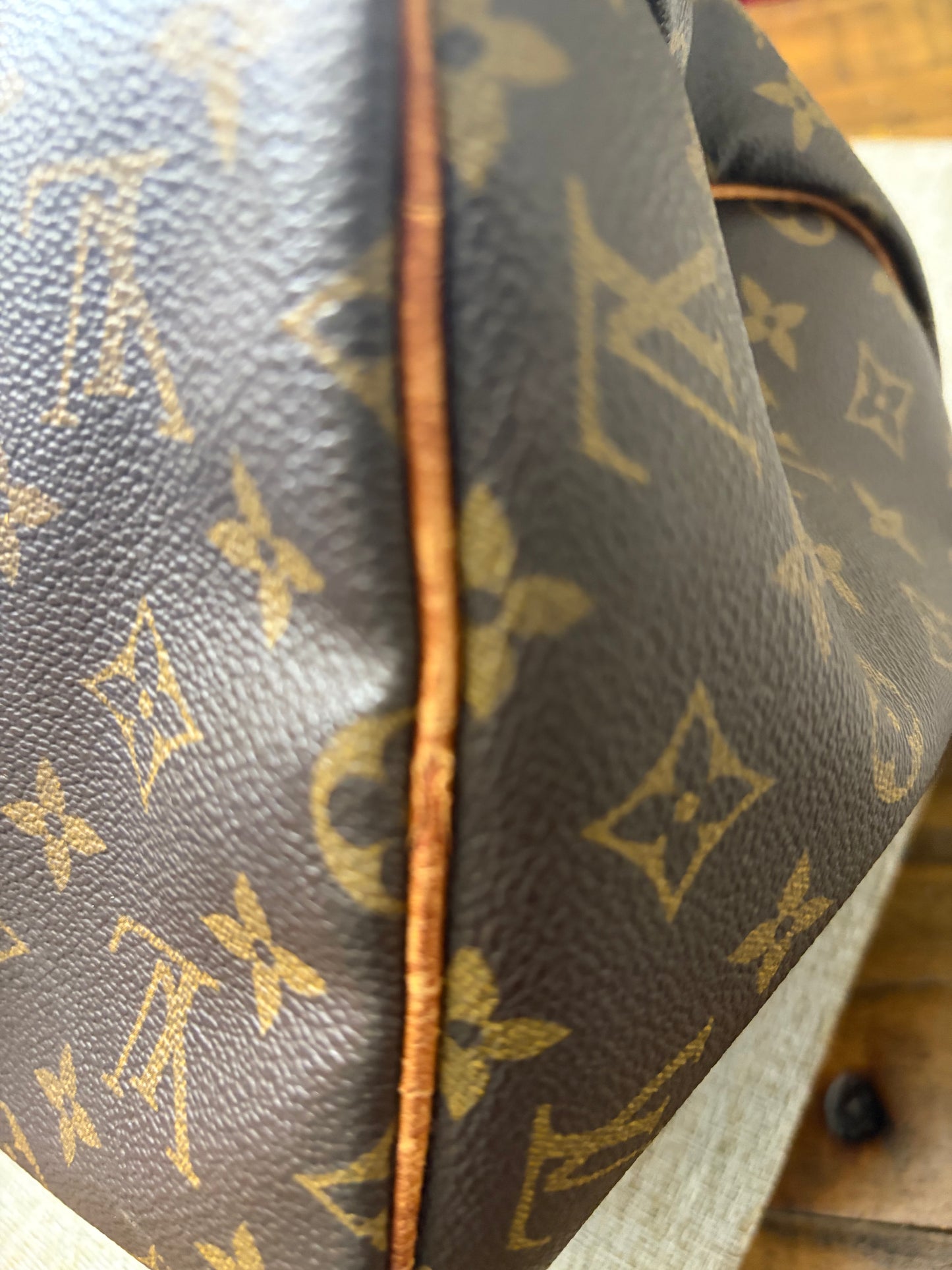 Louis Vuitton Speedy 30