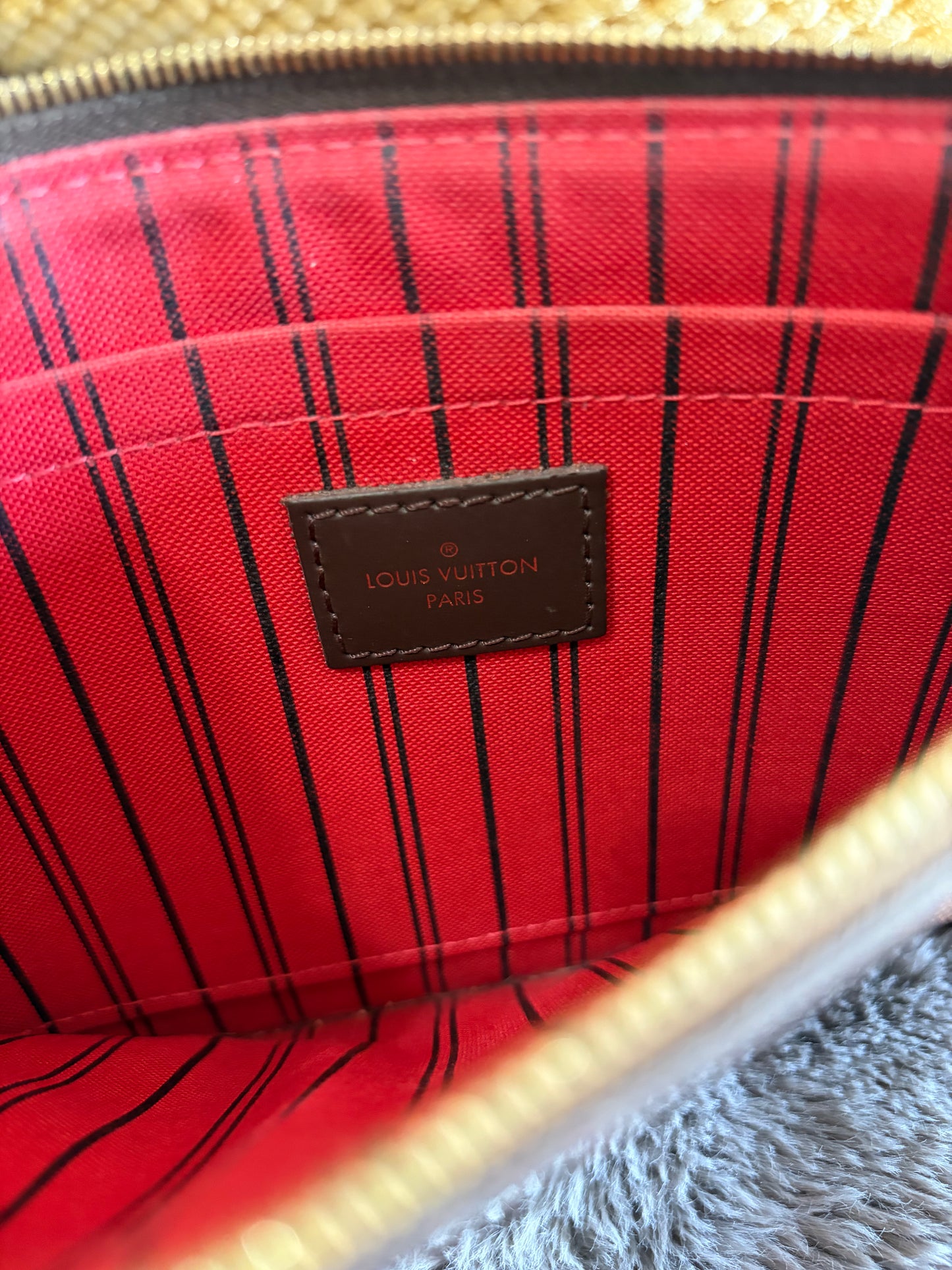 Louis Vuitton GM Pouchette