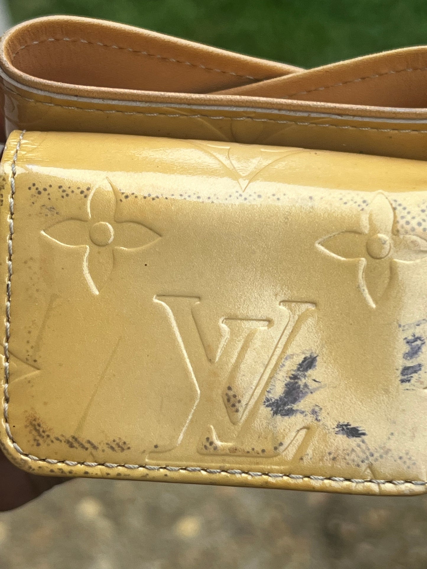 Louis Vuitton Lafayette Wristlet